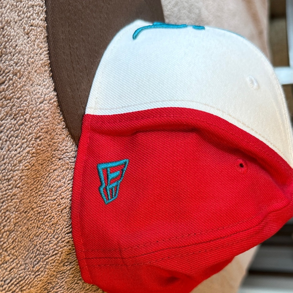 In4mation New Era Hat 7 - 3/4 Hawaii - Picture 2 of 5